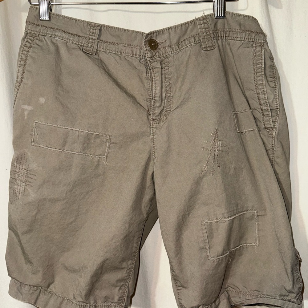 Calvin Klein Jeans Men's Cargo Shorts - Tan